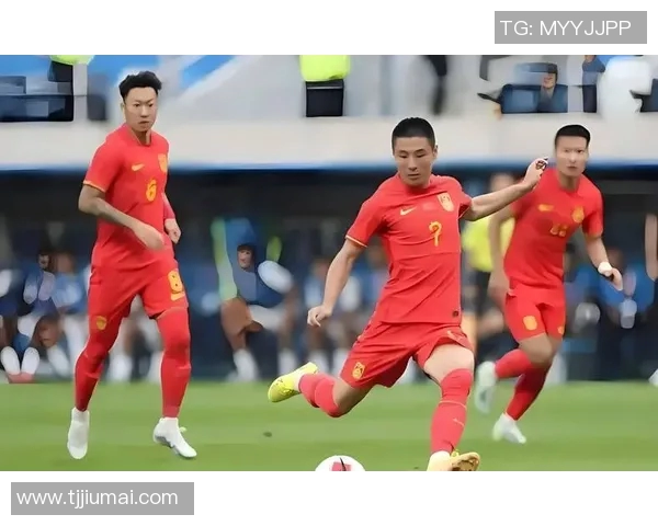 武汉足球队战术解析与对比探讨全面剖析球队优势与不足 武汉足球队战术解析与对比探讨全面剖析球队优势与不足