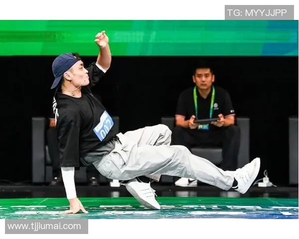 南京极限运动队以98分领跑世界街舞大赛积分榜展现强大实力 南京极限运动队以98分领跑世界街舞大赛积分榜展现强大实力