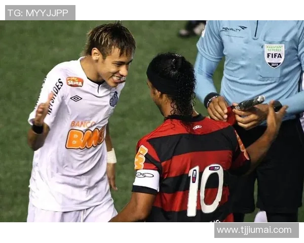 足球明星炫技大赛各路球星展现绝技引发热潮与激情四溢的精彩瞬间 足球明星炫技大赛各路球星展现绝技引发热潮与激情四溢的精彩瞬间