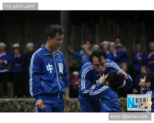 足球明星的可爱儿女们甜蜜瞬间大揭秘,萌态百出让人心动不已 足球明星的可爱儿女们甜蜜瞬间大揭秘,萌态百出让人心动不已